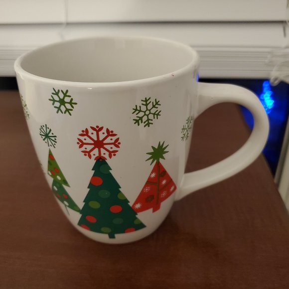 XL oversized Christmas mug - Picture 2 of 3